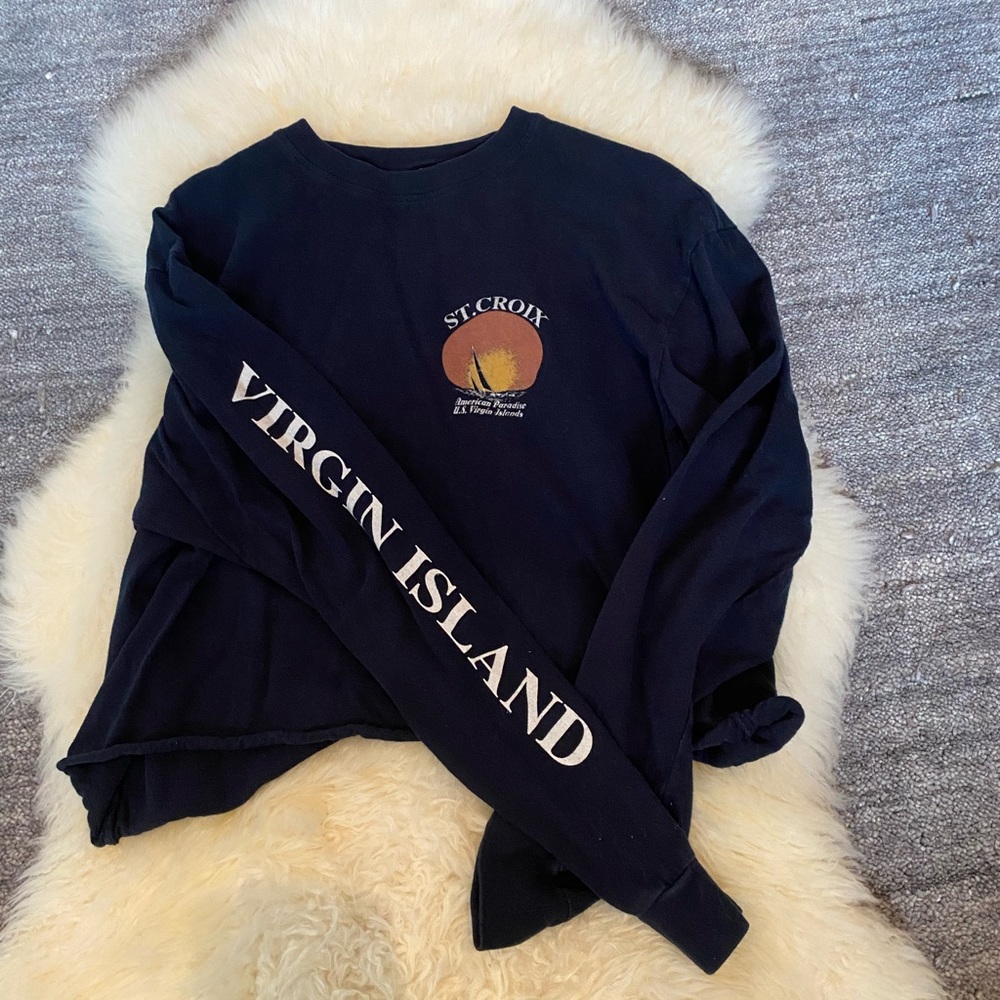 brandy melville virgin islands long sleeve tee.